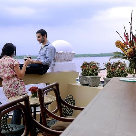 Hotel Boutique Mansion Del Rio Guayaquil Restaurant photo